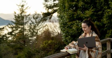 What Makes a Freelancer Stand Out Today